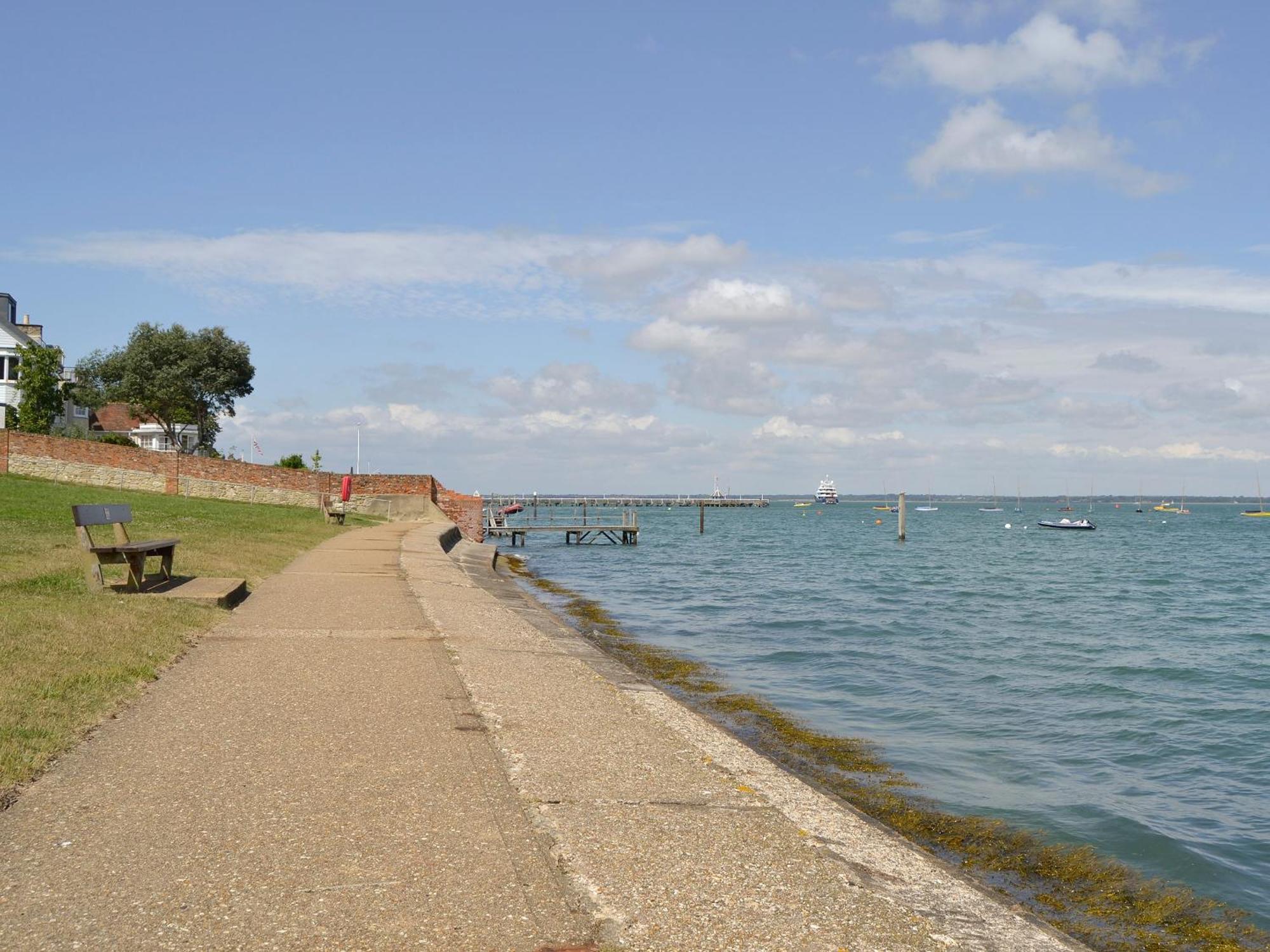 Solent Cottage - Pqqu Yarmouth  Eksteriør billede